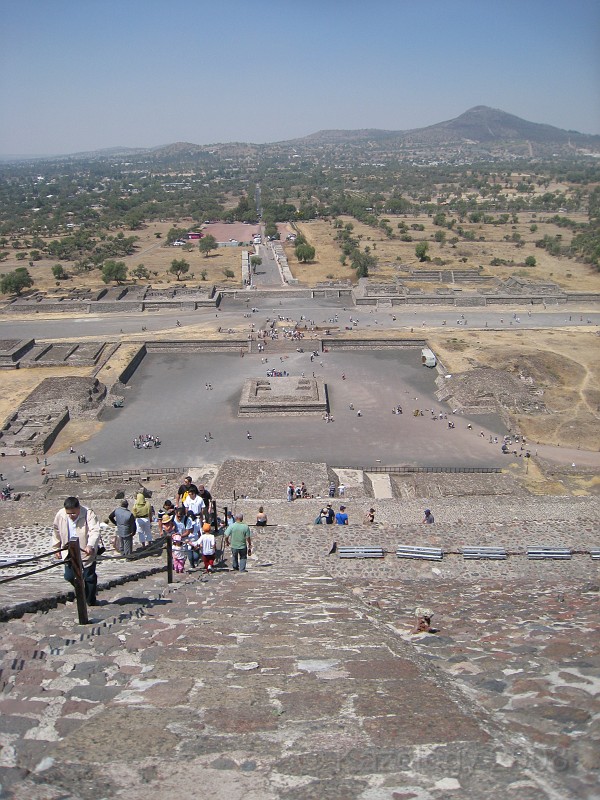 Mexico Pyramids - Mexico City 2009 0440.jpg - A trip to the Teotihuacan area of Mexico to visit the pyramids. A vast complex and a great climb to the top. This was followed by lunch in a cave, then a visit to the historical center of Mexico City. March 2009.